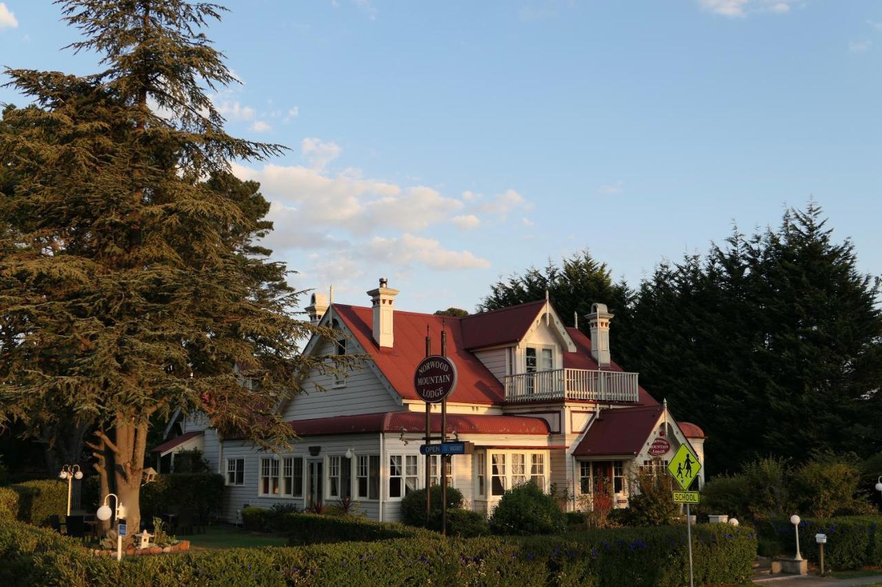 בלאקהית' Norwood Mountain Lodge מראה חיצוני תמונה